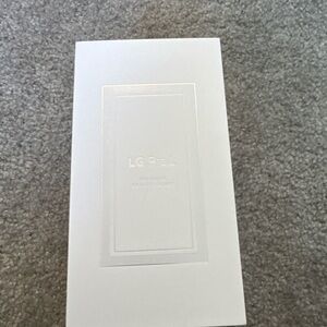 NEW LG Pra.L Elegant White Packaging